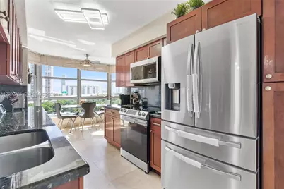 3500 Mystic Pointe Dr #806, Aventura, FL 33180 - Photo 22