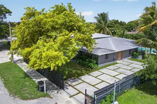 1215 NE 110th St, Miami, FL 33161 - Photo 40
