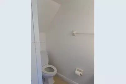 551 NW 82nd Ave #520, Miami, FL 33126 - Photo 8