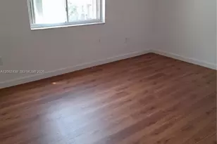 551 NW 82nd Ave, Miami, FL 33126 - Photo 22