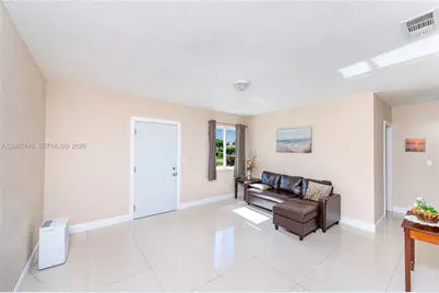 1020 SW 73rd Pl, Miami, FL 33144 - Photo 4