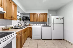 2496 SW 17th Ave, Miami, FL 33145 - Photo 8