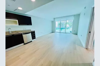950 S Brickell Bay #1109, Miami, FL 33131 - Photo 2