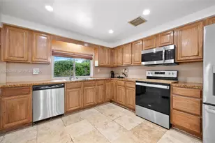 18545 SW 82nd Ave, Cutler Bay, FL 33157 - Photo 10