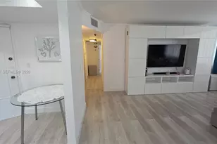 1301 NE Miami Gardens Dr, Miami, FL 33179 - Photo 16