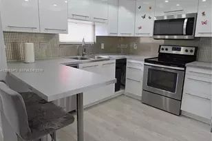 1301 NE Miami Gardens Dr, Miami, FL 33179 - Photo 10