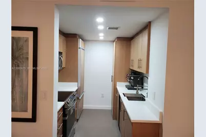 10275 Collins Ave #523, Bal Harbour, FL 33154 - Photo 8