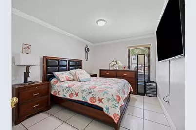 6536 NW 197th Ln, Hialeah, FL 33015 - Photo 14
