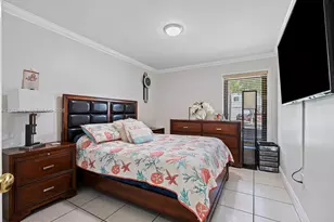 6536 NW 197th Ln, Hialeah, FL 33015 - Photo 14