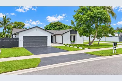 11000 SW 141st Ave, Miami, FL 33186 - Photo 2
