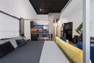 253 NE 2nd St, Miami, FL 33132 - Photo 18