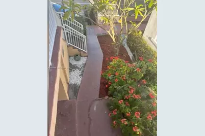 7720 Harding Ave #8, Miami Beach, FL 33141 - Photo 32