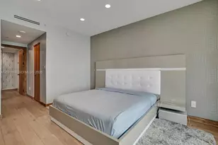 325 S Biscayne Blvd, Miami, FL 33131 - Photo 24