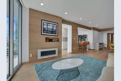 325 S Biscayne Blvd #1423, Miami, FL 33131 - Photo 12