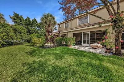12152 SW 4th St, Pembroke Pines, FL 33025 - Photo 28