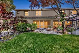 12152 SW 4th St, Pembroke Pines, FL 33025 - Photo 2