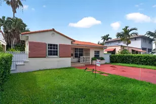 1590 NE 110th St, Miami, FL 33161 - Photo 12