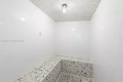 19333 Collins Ave #706, Sunny Isles Beach, FL 33160 - Photo 32