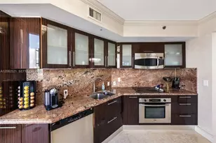 19333 Collins Ave, Sunny Isles Beach, FL 33160 - Photo 14