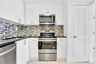 8255 Abbott Ave, Miami Beach, FL 33141 - Photo 14