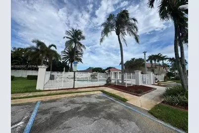 17914 SW 20th St, Miramar, FL 33029 - Photo 32