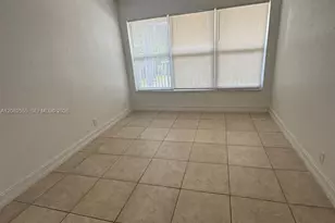 3260 NE 19th Ave, Oakland Park, FL 33306 - Photo 6