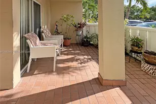 7626 Trent Dr, Tamarac, FL 33321 - Photo 8
