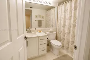7626 Trent Dr, Tamarac, FL 33321 - Photo 20