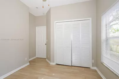 6329 Dimond St, Jupiter, FL 33458 - Photo 10