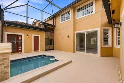 12103 NW 47th Mnr, Coral Springs, FL 33076 - Photo 6
