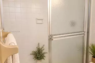 238 SW 1st St, Pompano Beach, FL 33060 - Photo 4