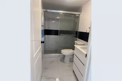 8380 NW 103rd St #105G, Hialeah Gardens, FL 33016 - Photo 12