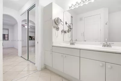 2890 Kinsington Cir #22-1, Weston, FL 33332 - Photo 20