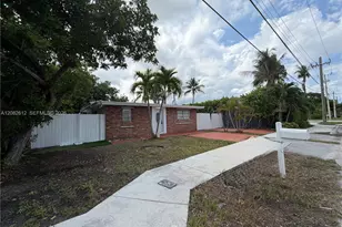 4265 NW 5th Ave, Oakland Park, FL 33309 - Photo 1