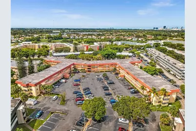 1540 NE 191st St #320, Miami, FL 33179 - Photo 30