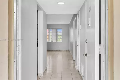 1540 NE 191st St #320, Miami, FL 33179 - Photo 2