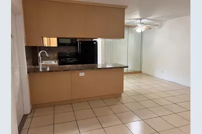 7910 Taft St #201, Pembroke Pines, FL 33024 - Photo 8