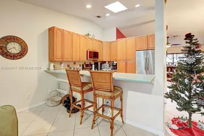 412 SW Sansom Ln, Port Saint Lucie, FL 34953 - Photo 14