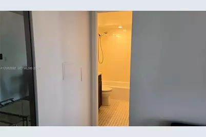 3000 Riomar St #701, Fort Lauderdale, FL 33304 - Photo 14