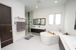 8340 NW 33 Terrace, Doral, FL 33122 - Photo 30