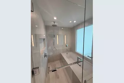 2411 Laguna Circle #2703, North Miami, FL 33181 - Photo 22