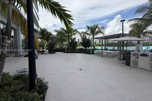 2411 Laguna Cir, North Miami, FL 33181 - Photo 44