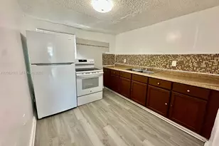 2306 NW Flagler Terrace, Miami, FL 33125 - Photo 12