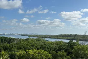 100 Bayview Dr, Sunny Isles Beach, FL 33160 - Photo 32