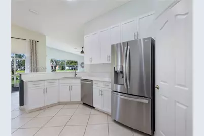 2549 Egret Lake Dr, Greenacres, FL 33413 - Photo 26