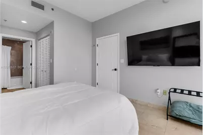 6515 E Collins Ave #1504, Miami Beach, FL 33141 - Photo 44
