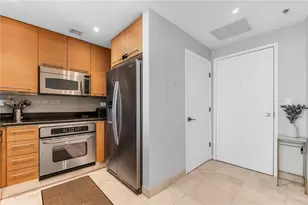 6515 E Collins Ave, Miami Beach, FL 33141 - Photo 38