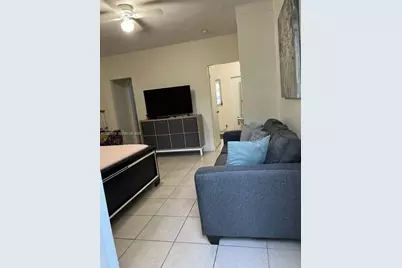 730 SW 10th St #1, Miami, FL 33130 - Photo 14
