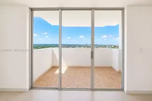 2750 NE 183rd St, Aventura, FL 33160 - Photo 16