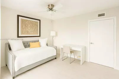 5900 Collins Ave #1405, Miami Beach, FL 33140 - Photo 22